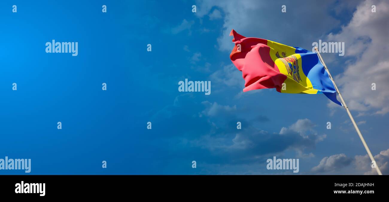 Beau drapeau national de la Moldavie avec espace vierge. Drapeau de Moldavie sur un arrière-plan large avec place pour le texte de l'illustration 3D. Banque D'Images