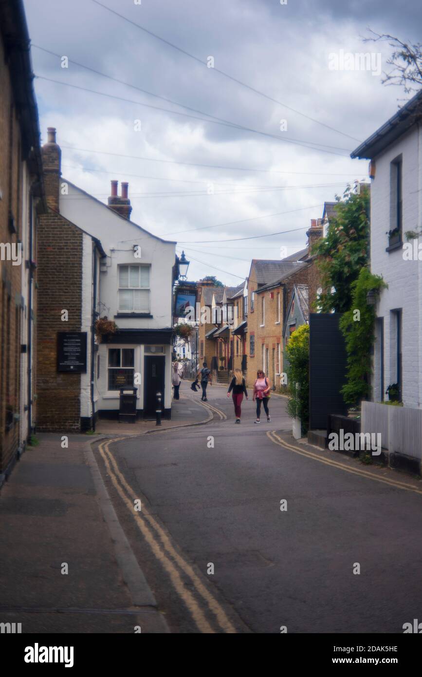 Maisons le long de High St dans Old Leigh, Leigh-on-Sea Essex Banque D'Images