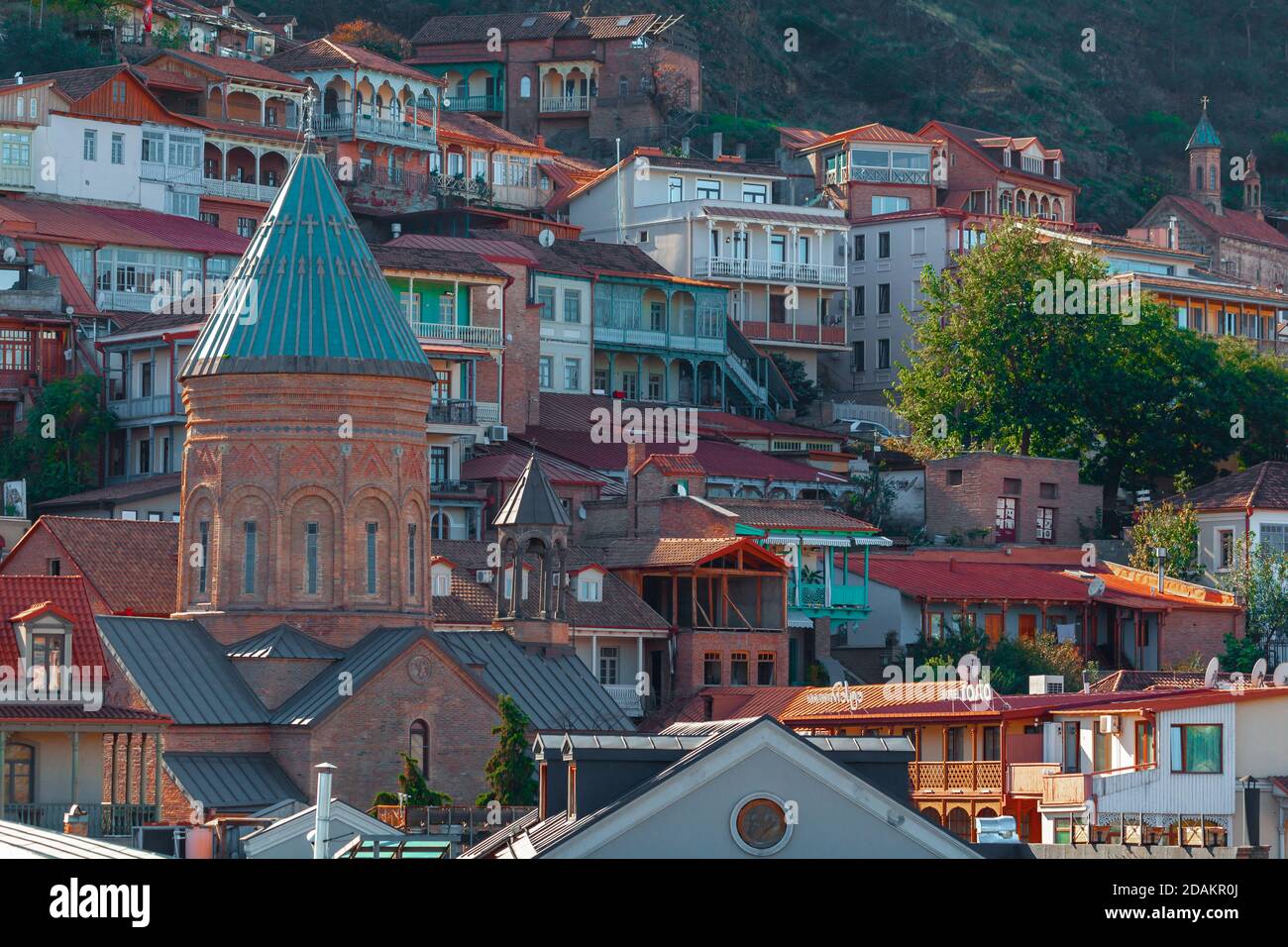 Tbilissi, Géorgie -7 novembre 2020 : ancien district d'Abanotubani. Tbilissi Banque D'Images
