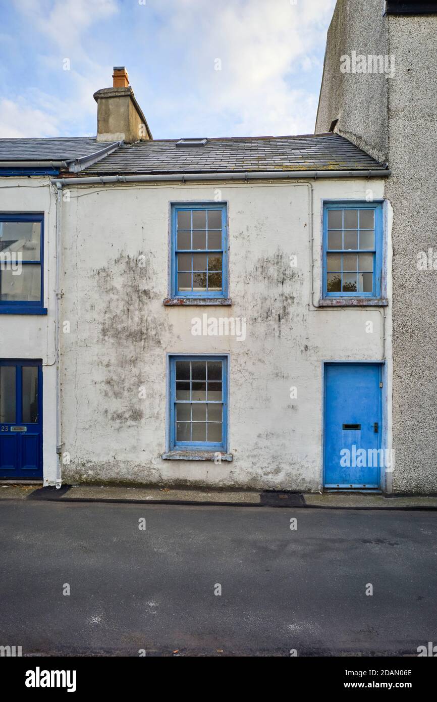 Cottage vide dans Castle Street, Peel, Ile de Man Banque D'Images