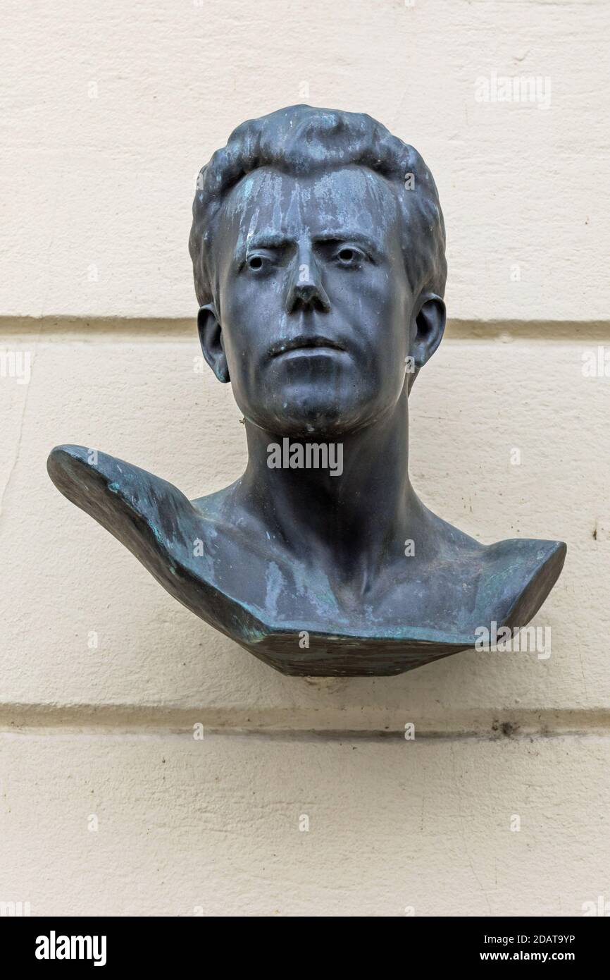 Le buste du compositeur autrichien Gustav Mahler dans une maison qu'il séjourna à Ljubljana, en Slovénie Banque D'Images