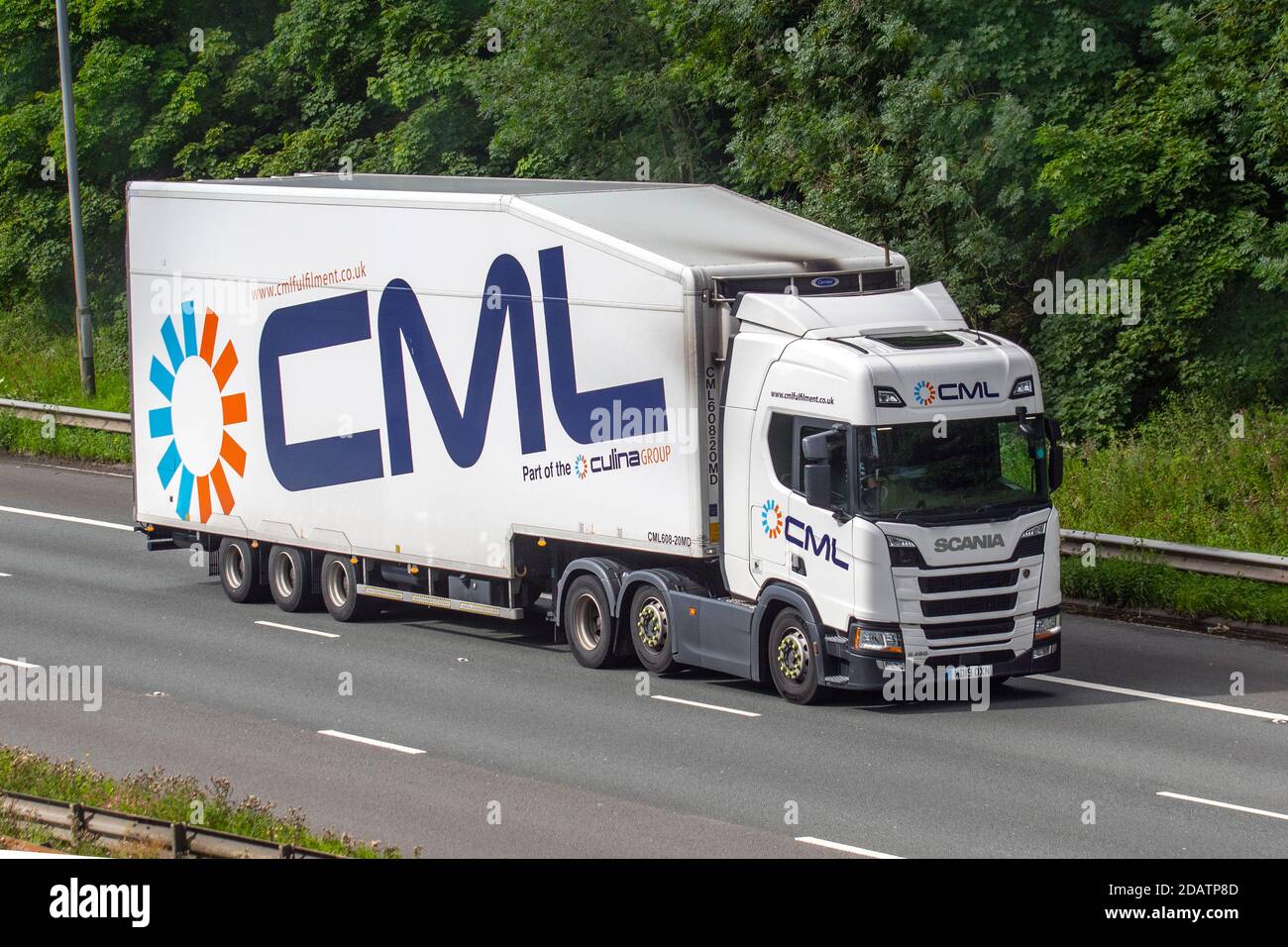 CML Culina Group camions de livraison de transport, camion, véhicules lourds, transport, camion, transporteur de fret, véhicule, industrie européenne du transport commercial HGV, M6 à Manchester, Royaume-Uni Banque D'Images