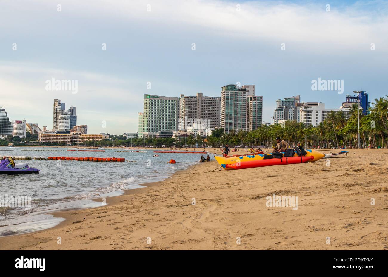 Le paysage urbain et la plage de Pattaya Thaïlande Asie Banque D'Images