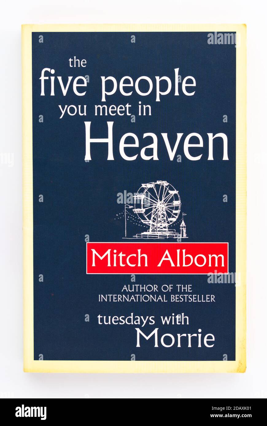 Les cinq personnes que vous rencontrez dans le ciel par Mitch Albom Banque D'Images