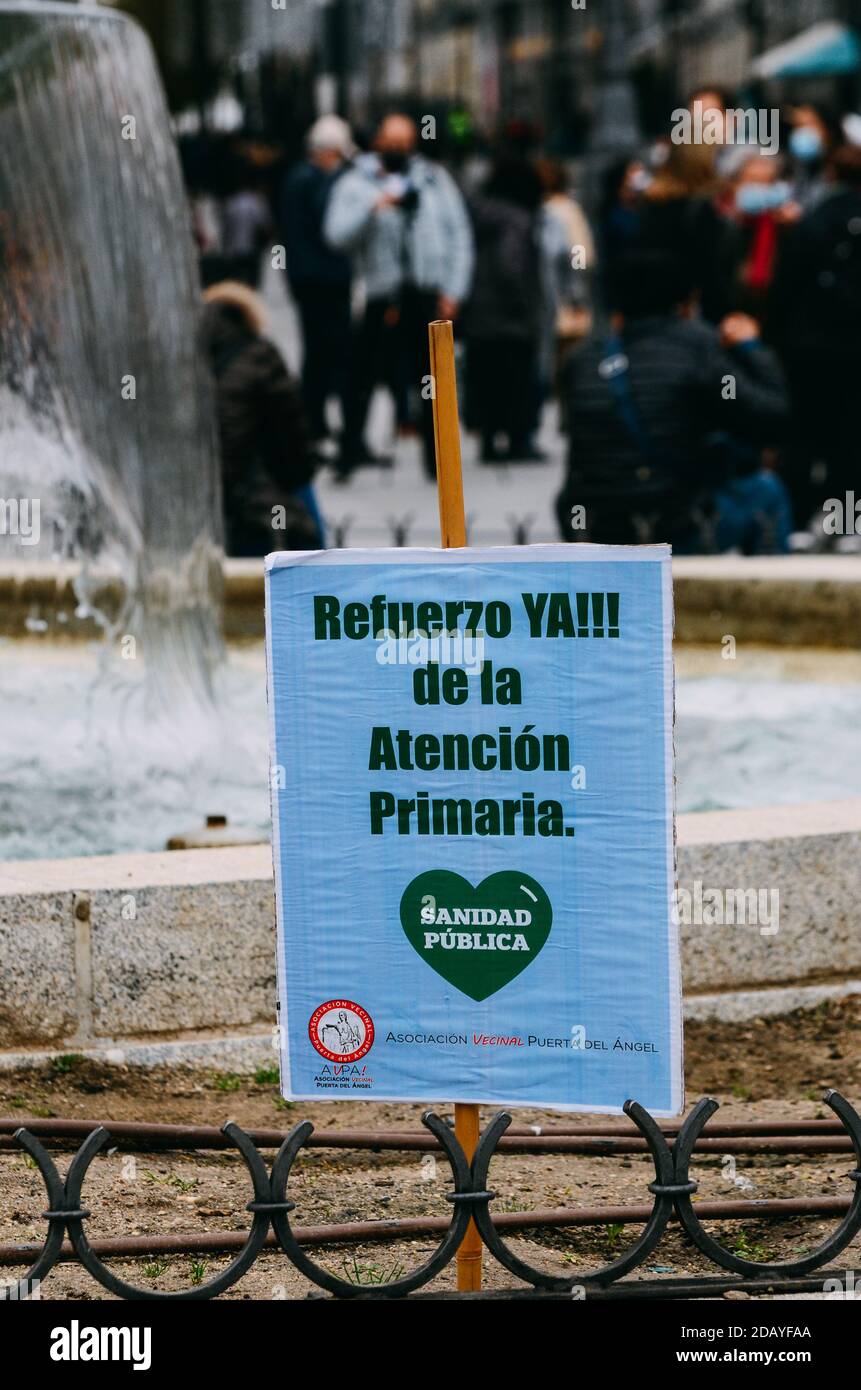 Manifestation pour la défense des services de santé publique, Madrid, Espagne - 15 novembre 2020 Banque D'Images