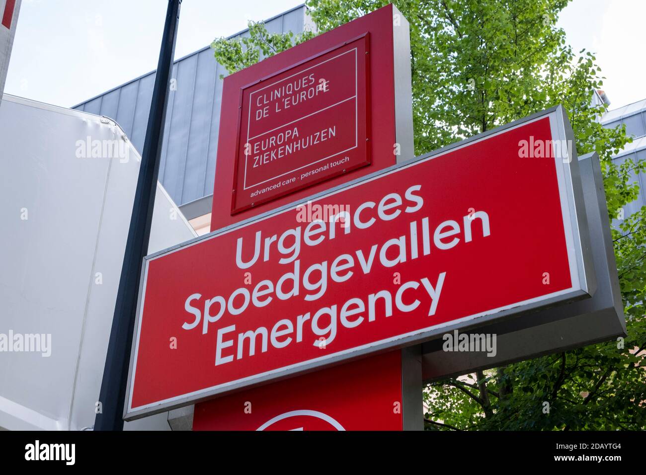 L'illustration montre l'entrée d'urgence des cliniques de l'Europe-St. Site  Elisabeth à Uccle/ Ukkel, lundi 15 juin 2020. BELGA PHOTO PA Photo Stock -  Alamy