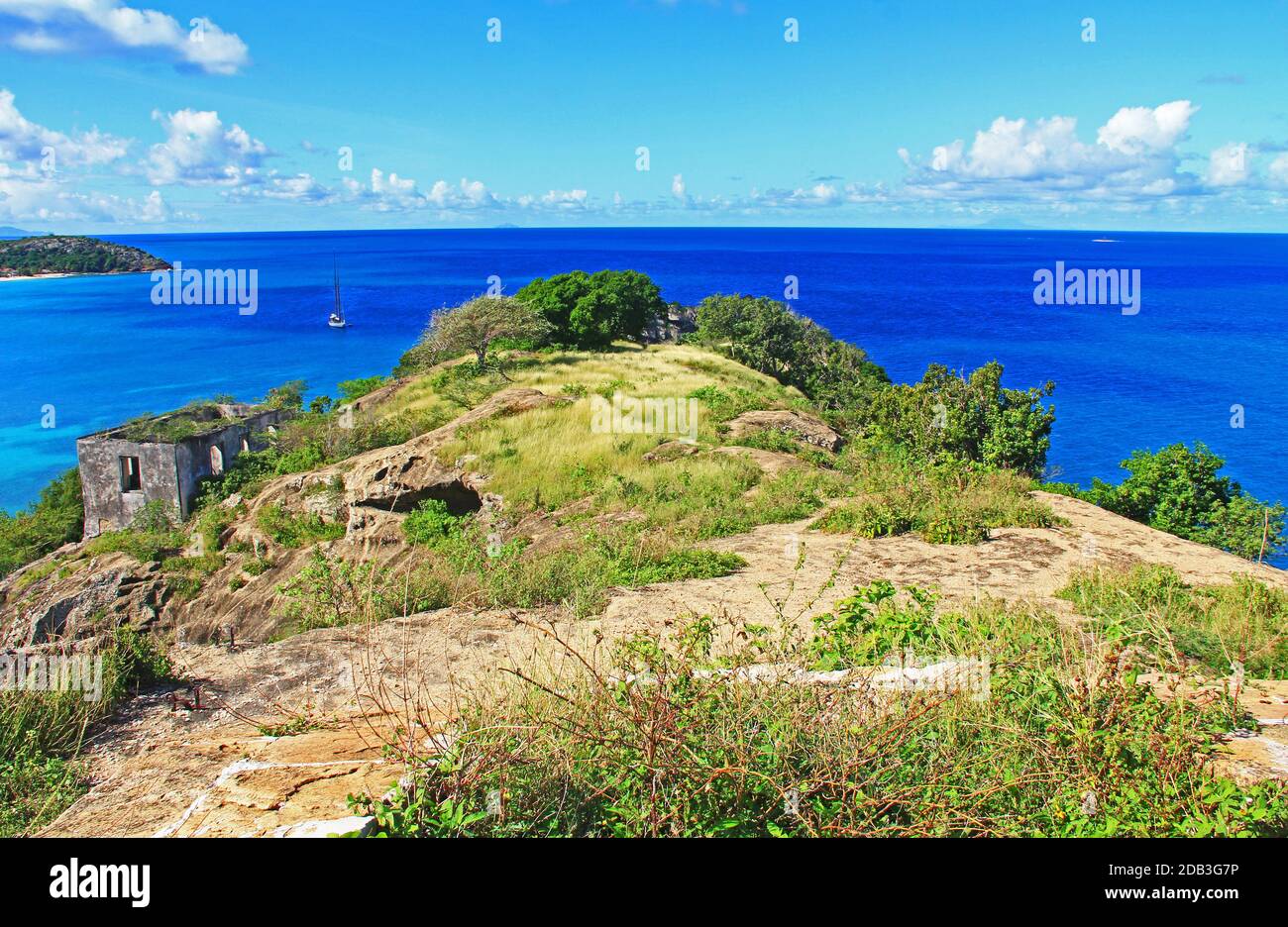 Five Island Peninsula à partir d'Old fort Barrington, à Antigua, à St. Johnâ€™s. Banque D'Images