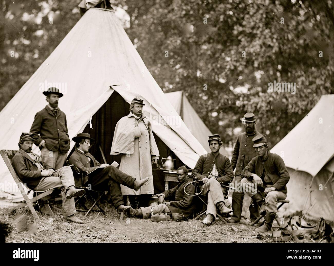 Fairfax court House, Virginie. Capt J.B. Howard, A.Q.M. et le groupe au quartier général de l'Armée du Potomac. Banque D'Images