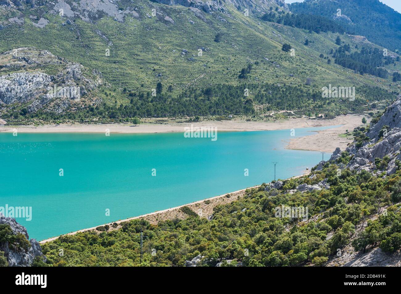 Vue magnifique sur le barrage de Cuber dans la Sierra de Tramuntana, à Majorque, Espagne Banque D'Images