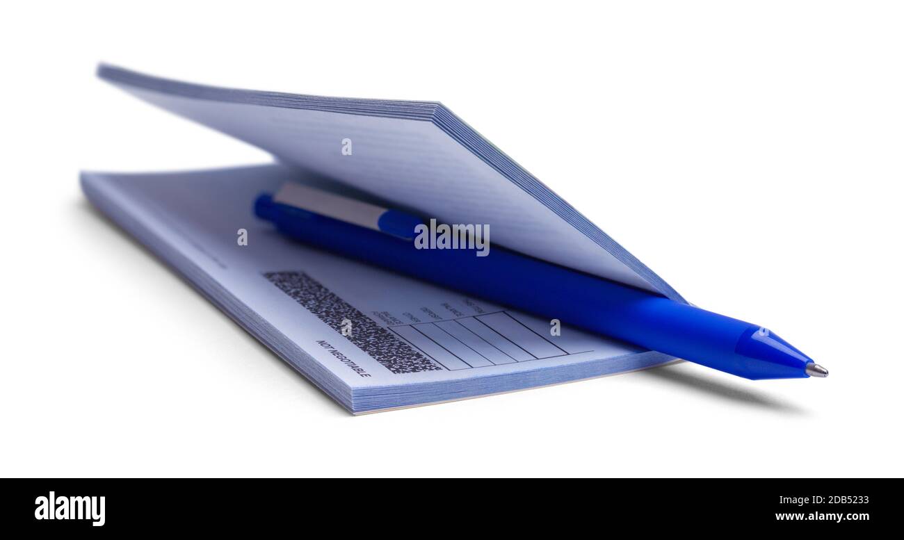 Ouvrez le livre de chèques avec Blue Pen Cut Out on White. Banque D'Images