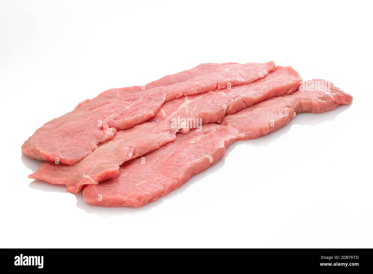 Escalope de Veau Viande crue isolé blanc Banque D'Images