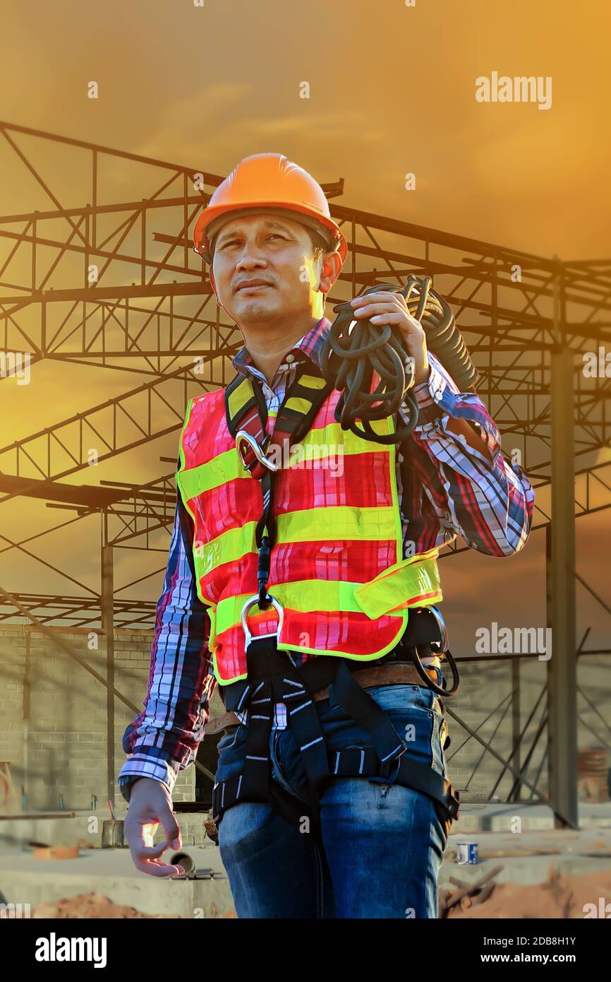 Portrait d'un travailleur de la construction sur un chantier de construction, Thaïlande Banque D'Images