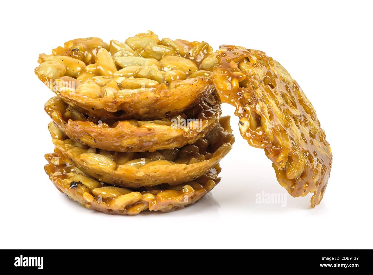 Pile de biscuits florentins isolés sur fond blanc avec chemin de découpe Banque D'Images