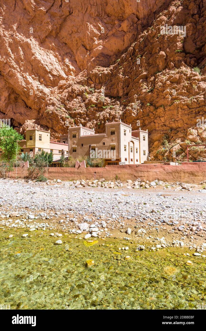 Gorges du Dadès est une belle route entre les montagnes de l'Atlas au Maroc Banque D'Images