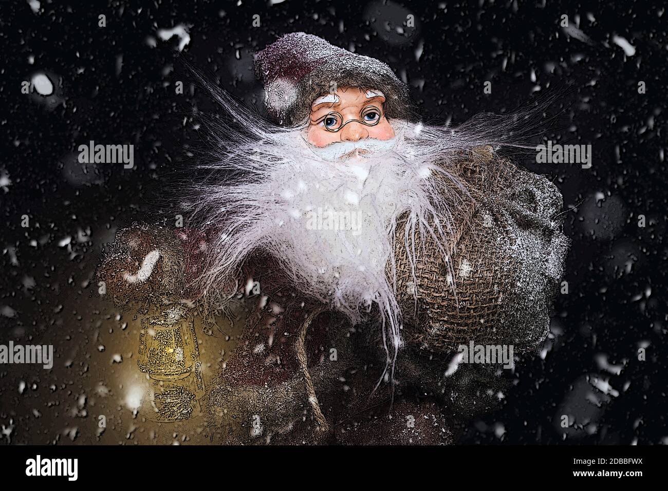 Le Père Noël en plein air à côté d'arbre de Noël dans la neige transportant des cadeaux aux enfants. Joyeux Noël & Nouvel An concept Banque D'Images