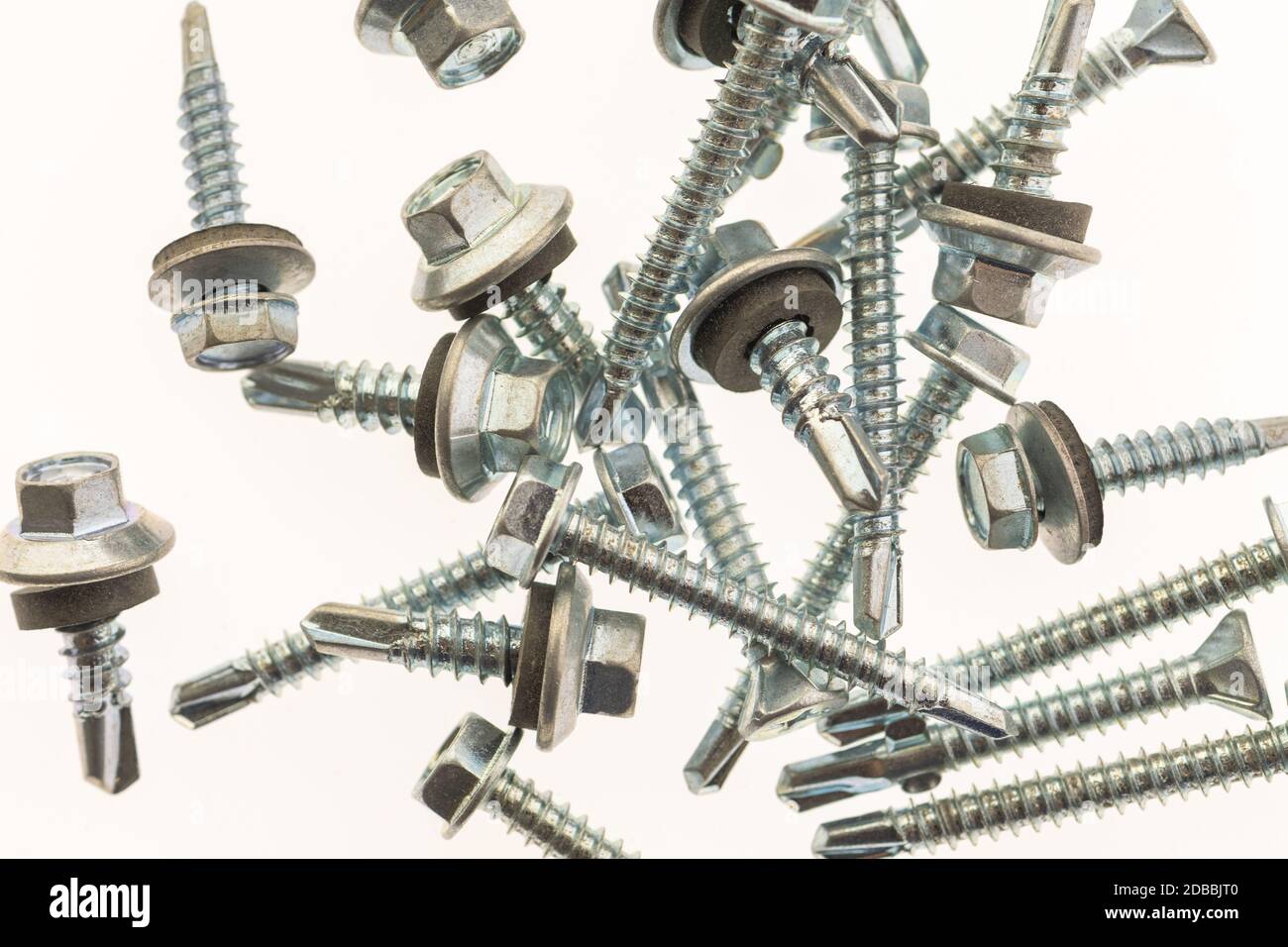 vis en tôle et en acier inoxydable avec écrous hexagonaux Banque D'Images