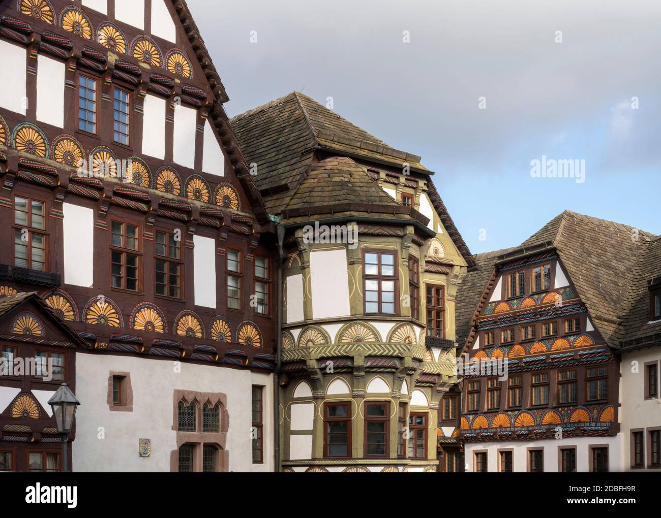 Höxter, Fachwerkhäuser am Markt, Links die alte Dechanei von 1561 Banque D'Images