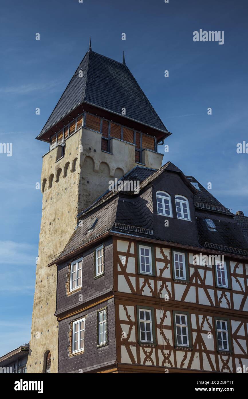 Untertorturm et maison à colombages à Bad Camberg, Hesse, Allemagne Banque D'Images