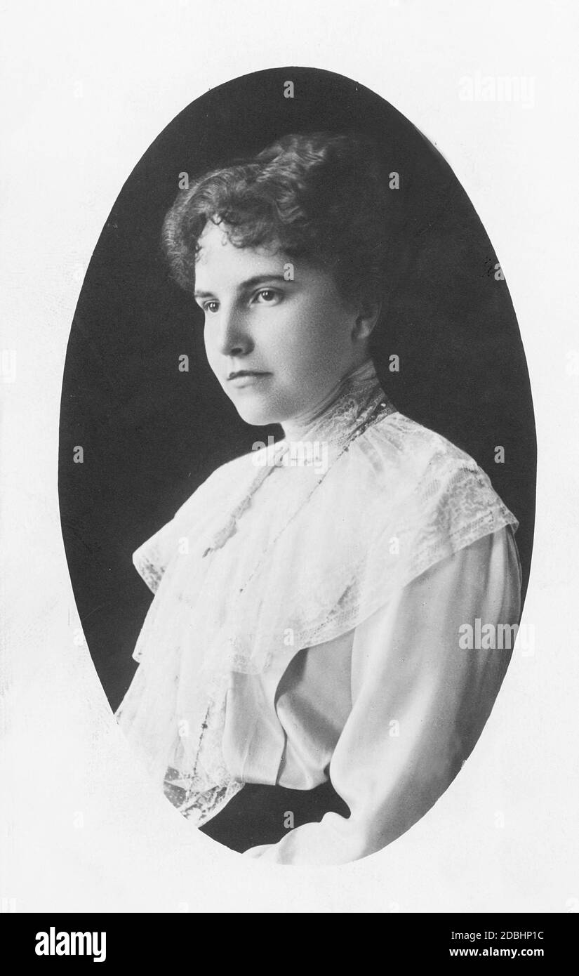 La princesse Adelheid de Sachsen-Meiningen, épouse du prince Adalbert de Prusse, fils de l'empereur Guillaume II Photo de l'année 1914. Banque D'Images