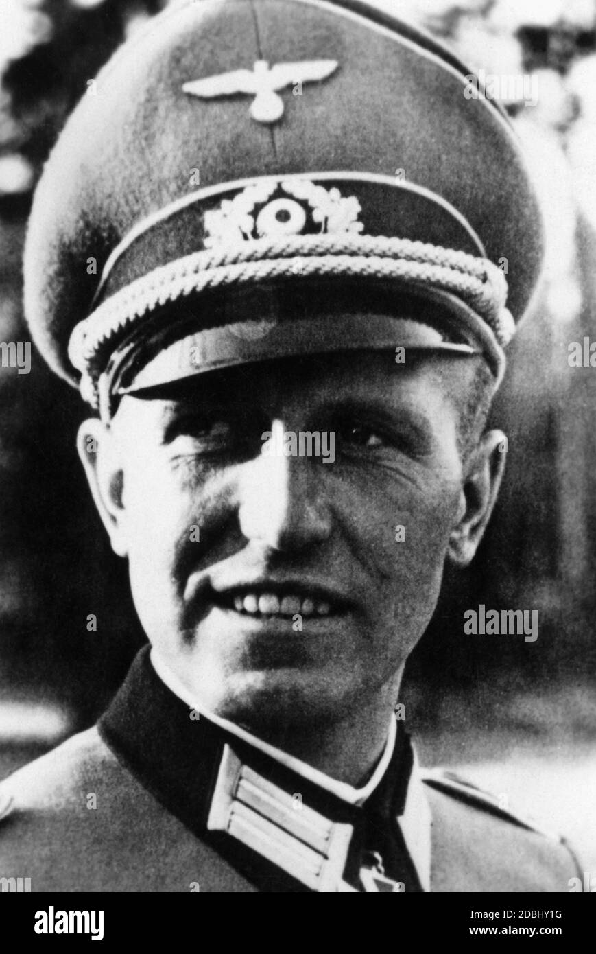 Hautpmann Wilhelm Pohlmann, Fuehrer-Begleit-Bataillon, avec la Croix du Chevalier, 1943. La date est la date d'attribution. Banque D'Images