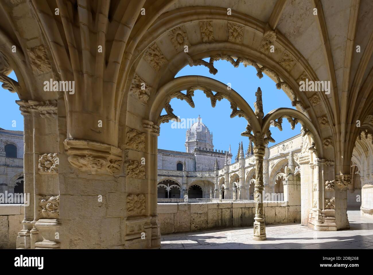 Ornementation de Manueline dans le cloître, Monastère des Hieronymites (Mosteiro dos Jeronimos), site classé au patrimoine mondial de l'UNESCO, Belem, Lisbonne, Portugal Banque D'Images