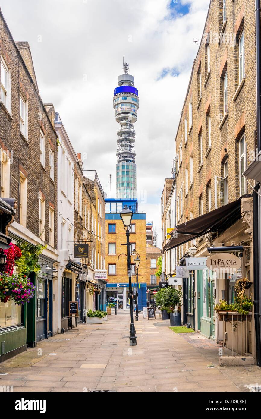 Vue sur la Tour de la poste à Marylebone, Londres, Angleterre, Royaume-Uni, Europe Banque D'Images