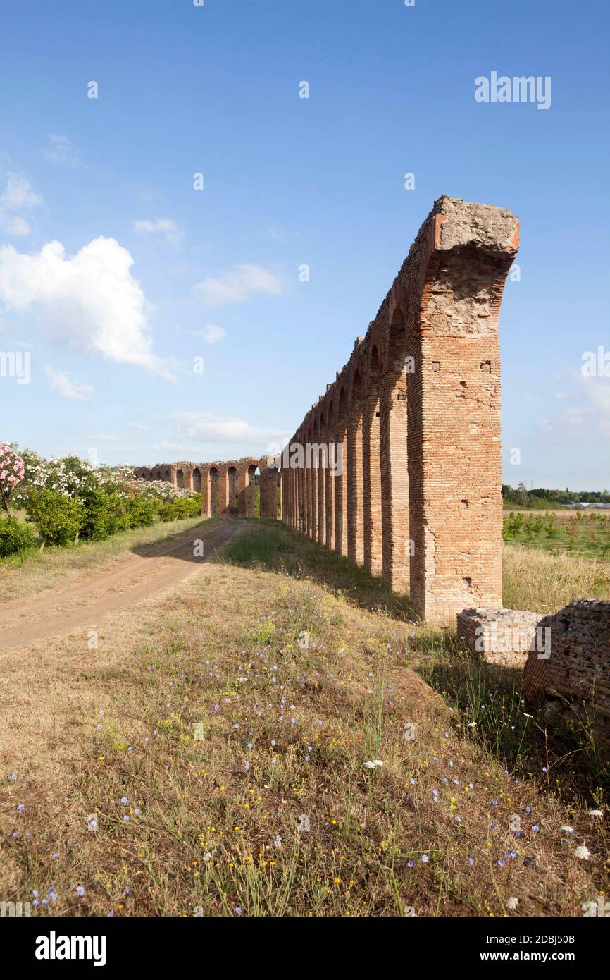 Le Quintili, aqueduc privé des consuls romains, Rome, Latium, Italie, Europe Banque D'Images