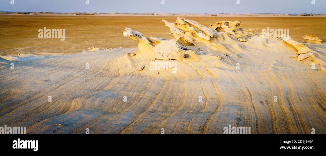 Les formations de grès à Abu Dhabi desert en Émirats Arabes Unis Banque D'Images