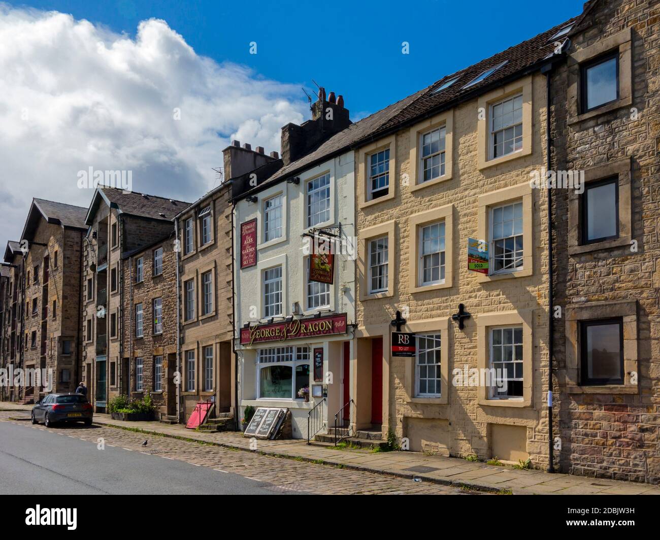 Bâtiments historiques dans le quai St George Lancaster Lancashire Angleterre Royaume-Uni qui a été construit comme un port dans les années 1750 quand Lancaster était un port de commerce. Banque D'Images