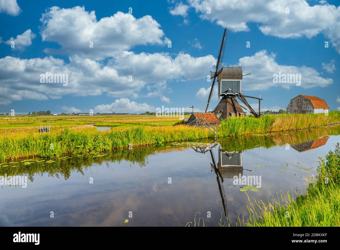 Westgerepolder, Hazerswoude Dorp, Alphen aan den Rijn, pays-Bas, 17 octobre 2019 : le Gere Molen est une usine de pompage Banque D'Images