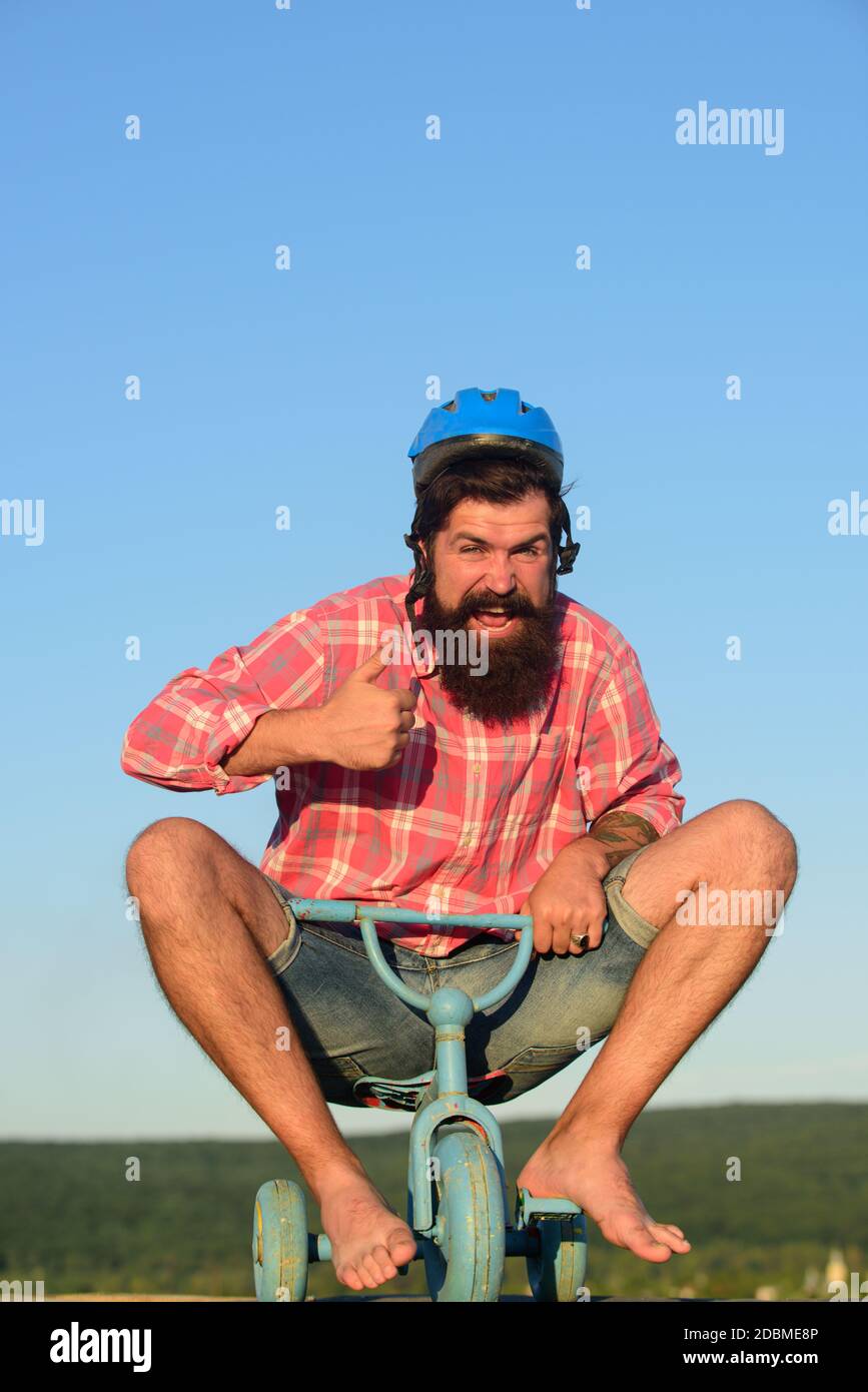 Drole D Homme Fou A Velo Un Petit Boxeur A Velo Photo Stock Alamy