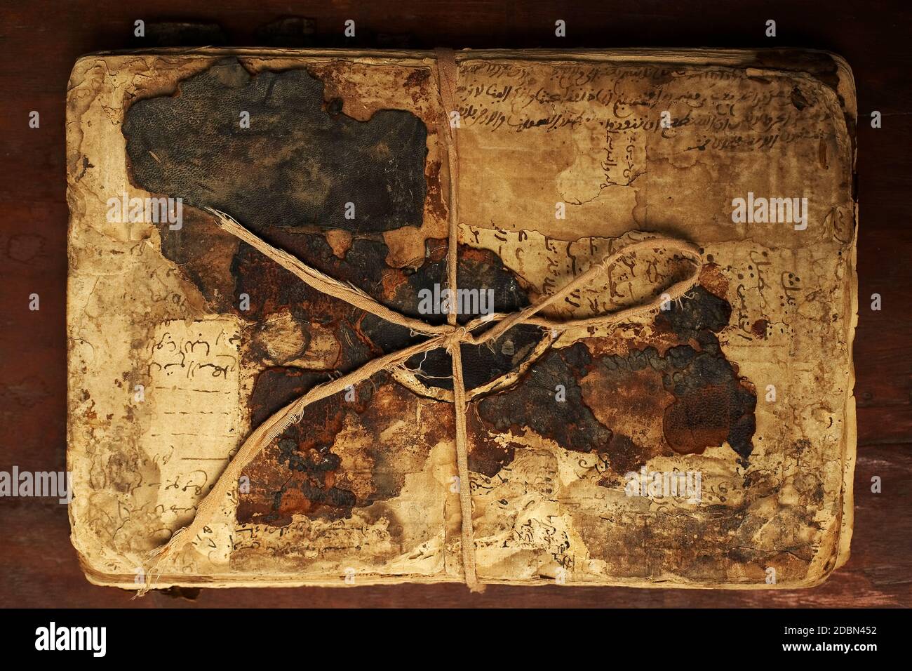 Fondo Kati Bibliothek/les scripts, certains datant de plus de 800 ans ont été utilisés pour enseigner les mathématiques, la chimie, l'astronomie à Tombouctou, Mali, Afrique de l'Ouest Banque D'Images