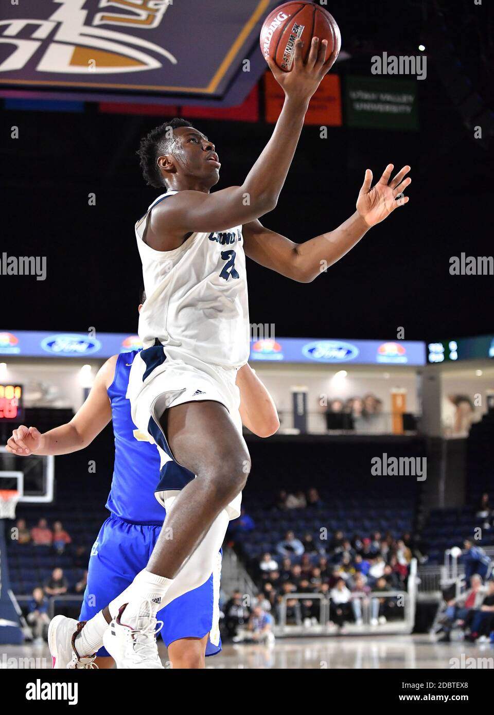 Riverside, CA. 23 février 2019. Onyeka Okongwu #21 en action lors de la CIF-SS DIV 1 Boys Prep Basketball final Santa Margarita vs Chino Hills à l'université baptiste Cal.obligatoire crédit photo: Louis Lopez/Modern Exposure/Cal Sport Media/Alamy Live News Banque D'Images