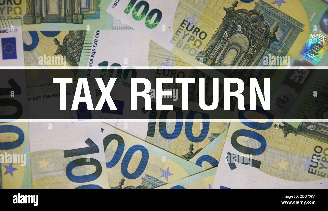 Concept de texte de déclaration de taxe - gros plan. Dollars américains argent comptant, rendu 3D. Déclaration d'impôt sur un billet en dollars. Financial USA argent billet commercial mone Banque D'Images