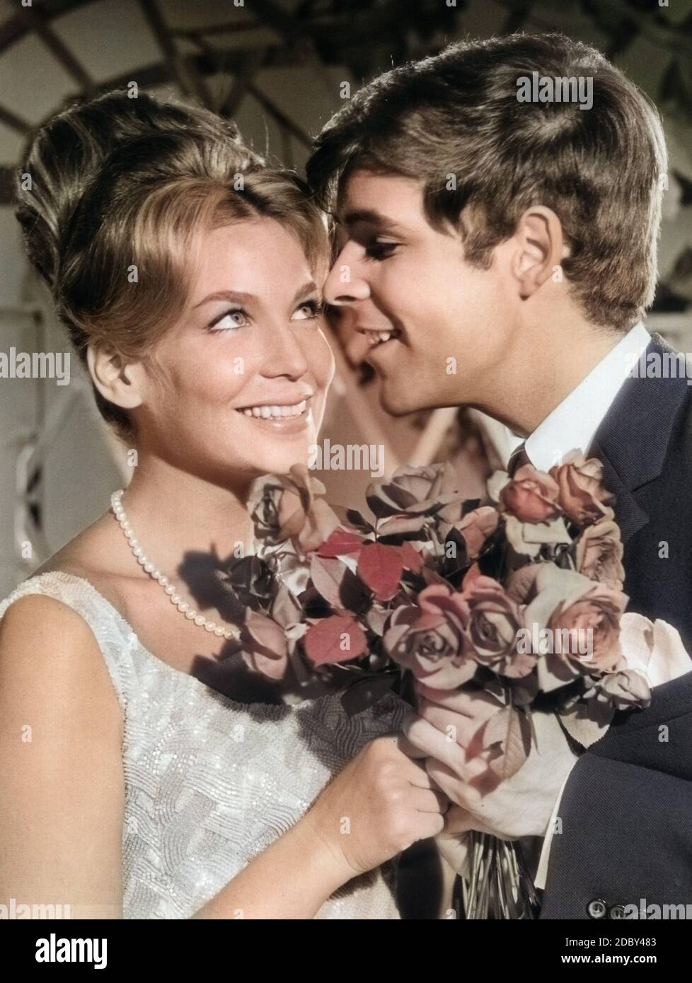 Thomas Fritsch, acteurs et actrices deutscher mit dem Filmpartnerin Alexandra Stewart dans le film grosse Liebesspiel', Deutschland 1963. L'acteur allemand Thomas Fritsch avec son partenaire de film Alexandra Stewart, Allemagne 1963. Banque D'Images