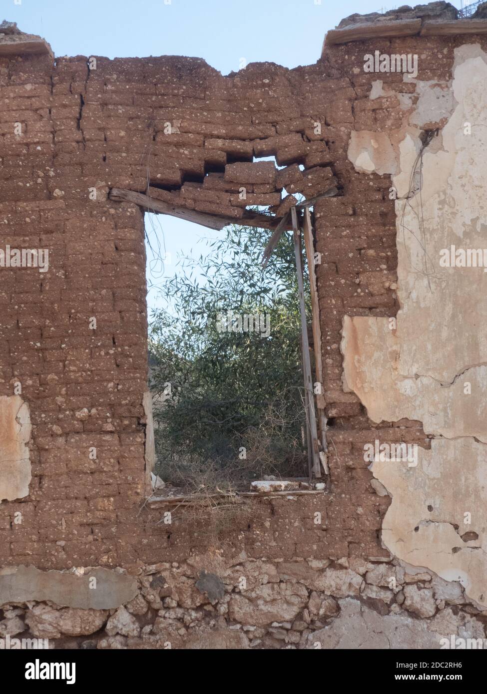 Du paradis des vacances à la ville fantôme, Varosha, la ville interdite chypriote. Photos prises en novembre 2020 Banque D'Images