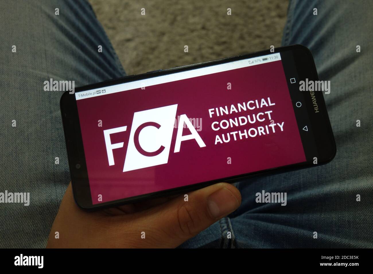 KONSKIE, POLOGNE - 29 juin 2019 : Autorité de conduite financière - logo FCA affiché sur le téléphone mobile Banque D'Images