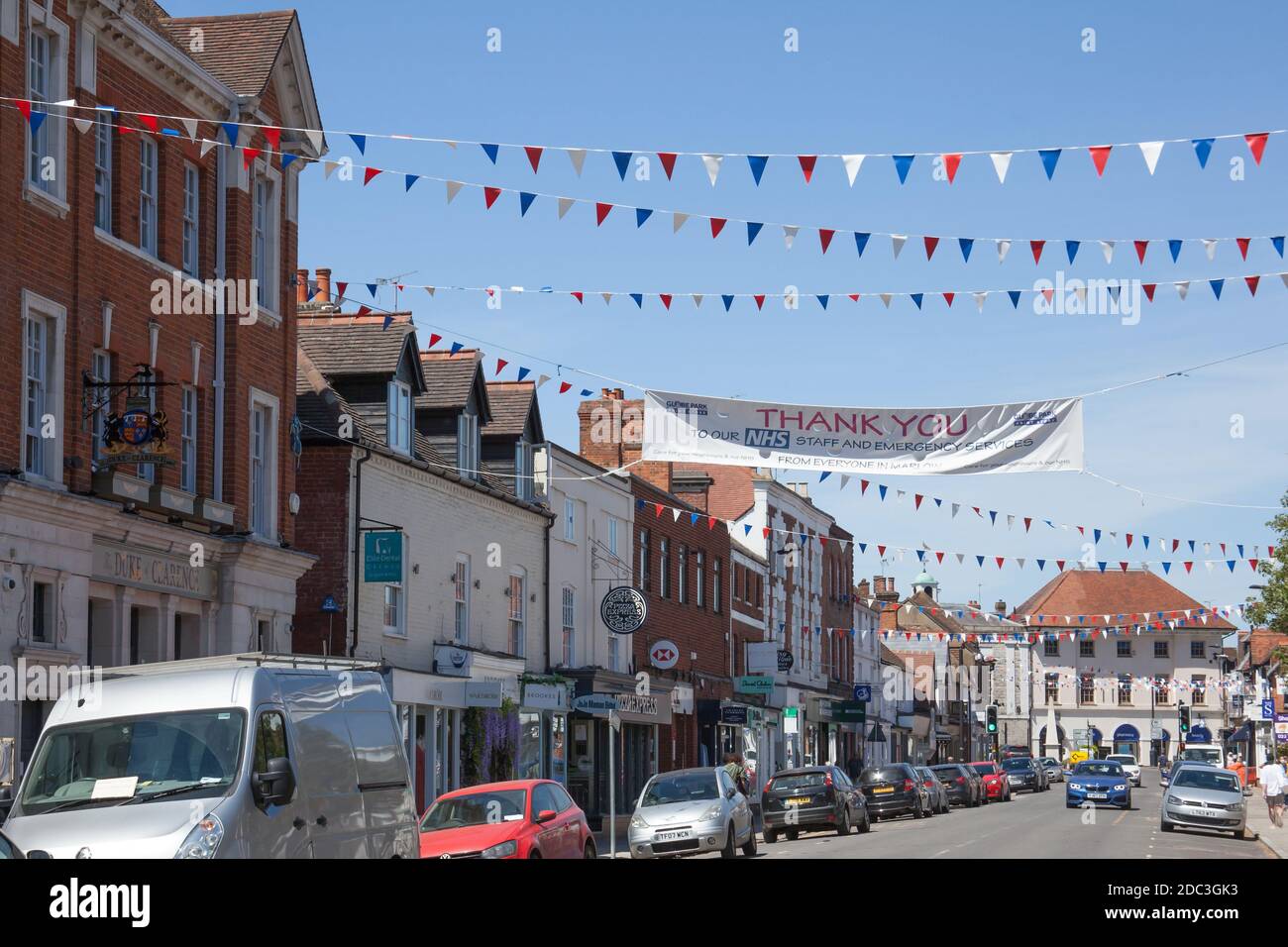 Vue sur la rue High Street à Marlow, Buckinghamshire, Royaume-Uni Banque D'Images