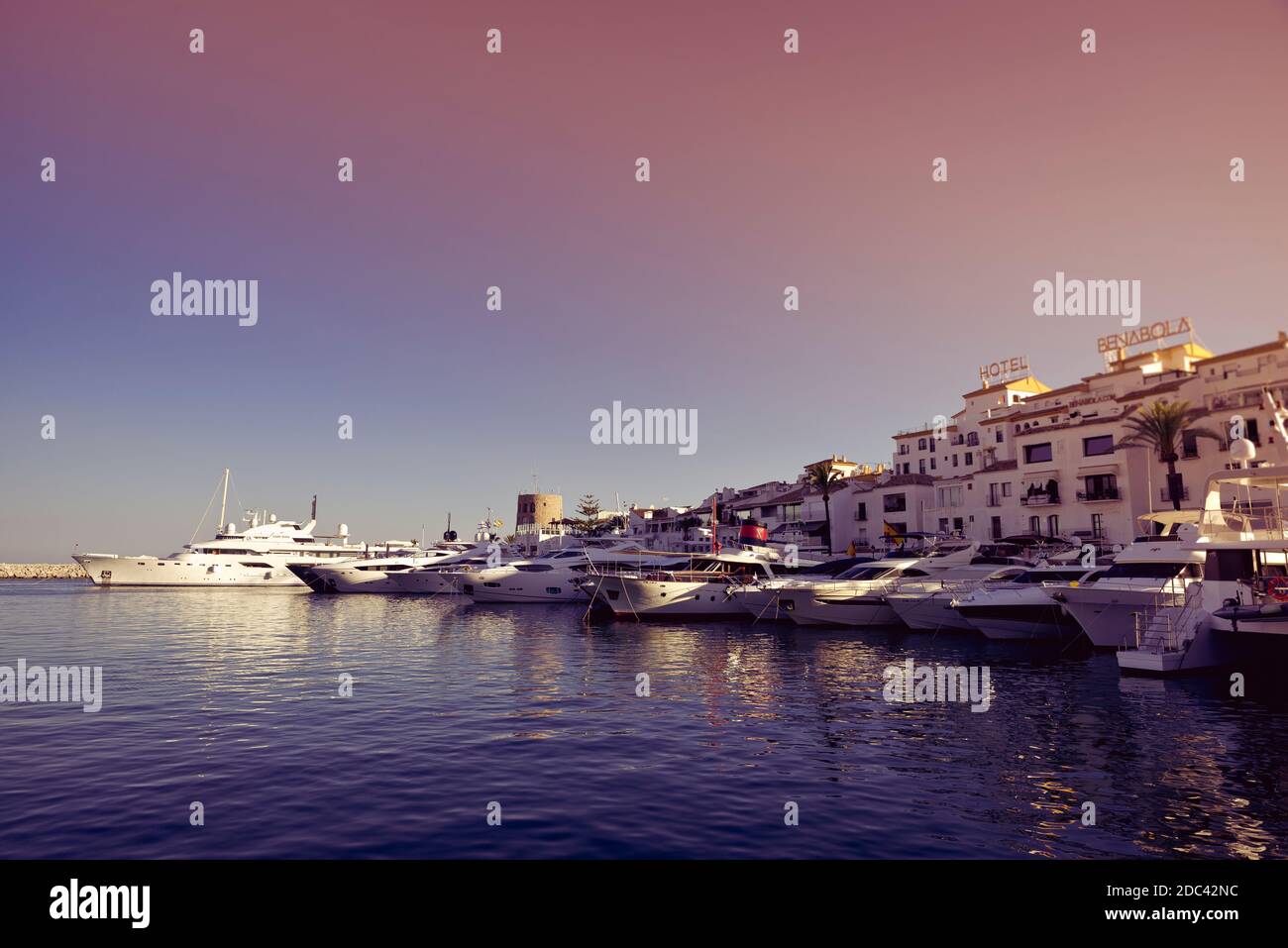 Le port de plaisance de Puerto Banus. Marbella, Málaga, Costa de sol, Andalousie, Espagne, Europe Banque D'Images