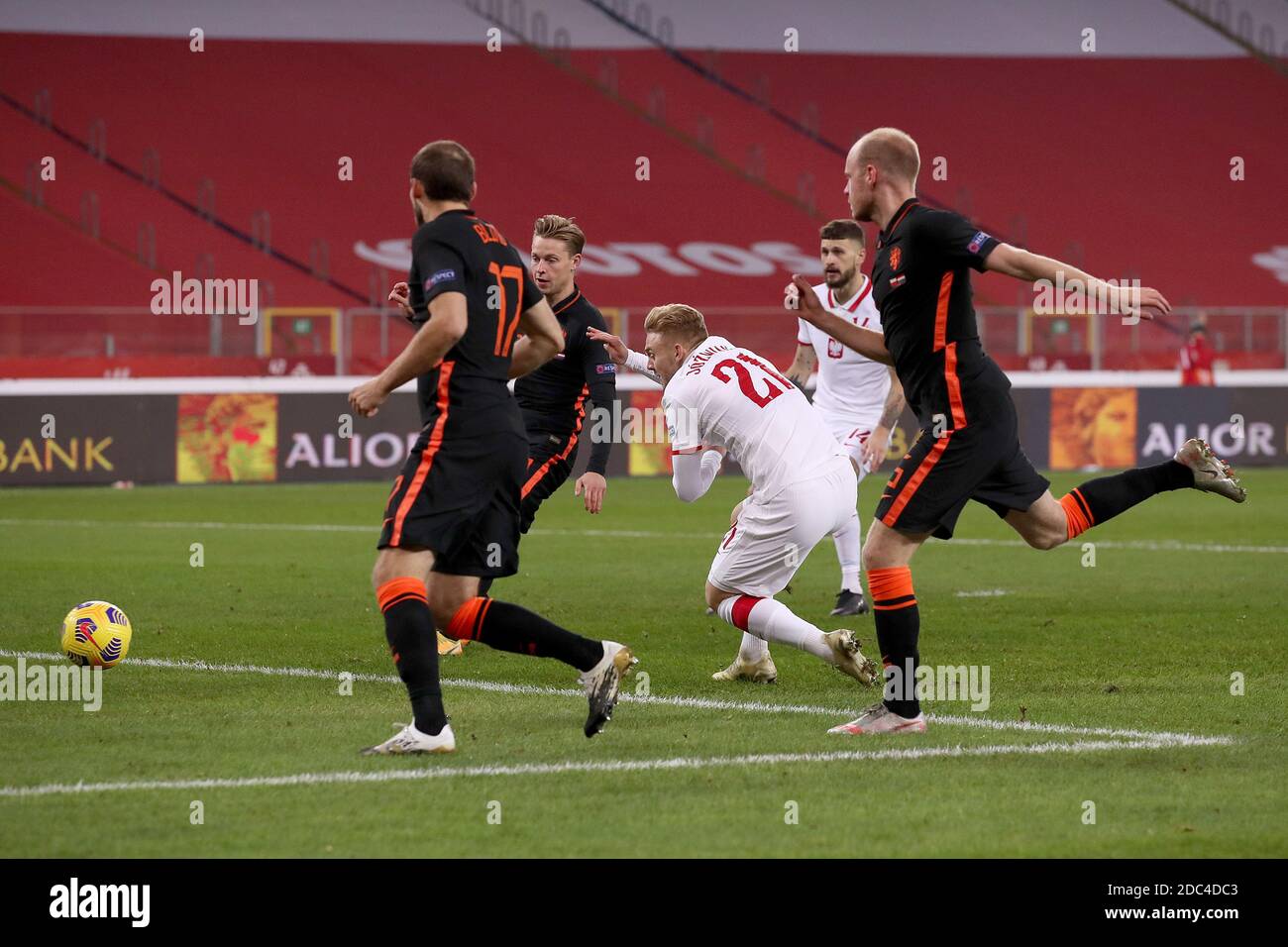 CHORZOW, POLOGNE - NOVEMBRE 18 : but Kamil Jozwiak de Pologne lors du match de la Ligue des Nations de l'UEFA entre la Pologne et les pays-Bas au stade Silésien du 18 novembre 2020 à Chorzow, pays-Bas (photo de Marcel ter Bals/Orange Pictures) Banque D'Images