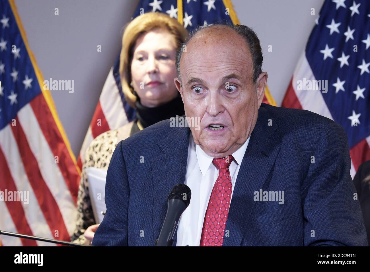 Washington, États-Unis. 19 novembre 2020. La conseillère électorale du président Donald TrumpÕs Rudy Giuliani tient une conférence de presse sur le résultat des élections, aujourd'hui le 19 novembre 2020, au siège du Comité national républicain à Washington DC, aux États-Unis. (Photo de Lénine Nolly/Sipa USA) Credit: SIPA USA/Alay Live News Banque D'Images