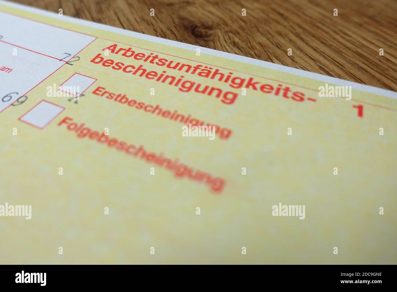 11.02.2019, Berlin, Berlin, Allemagne - photo de symbole, certificat d'incapacité de travail. 00S190211D109CAROEX.JPG [VERSION DU MODÈLE : NON APPLICABLE, CORRECTE Banque D'Images