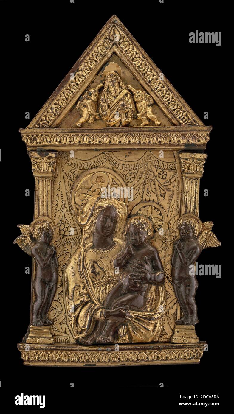 Florentine 15ème siècle, (sculpteur), Madonna et enfant avec deux Anges, deuxième moitié 15ème siècle, bronze doré / hors chair zones de figures, hors tout (largeur minimale sur les tiges centrales de pilaster): 19.35 × 9.08 cm (7 5/8 × 3 9/16 po.), hors tout (largeur maximale sur les ailes des anges): 19.35 × 11.35 cm (7 5/8 × 4 7/16 po), poids brut : 740.2 gr (1.632 lb Banque D'Images