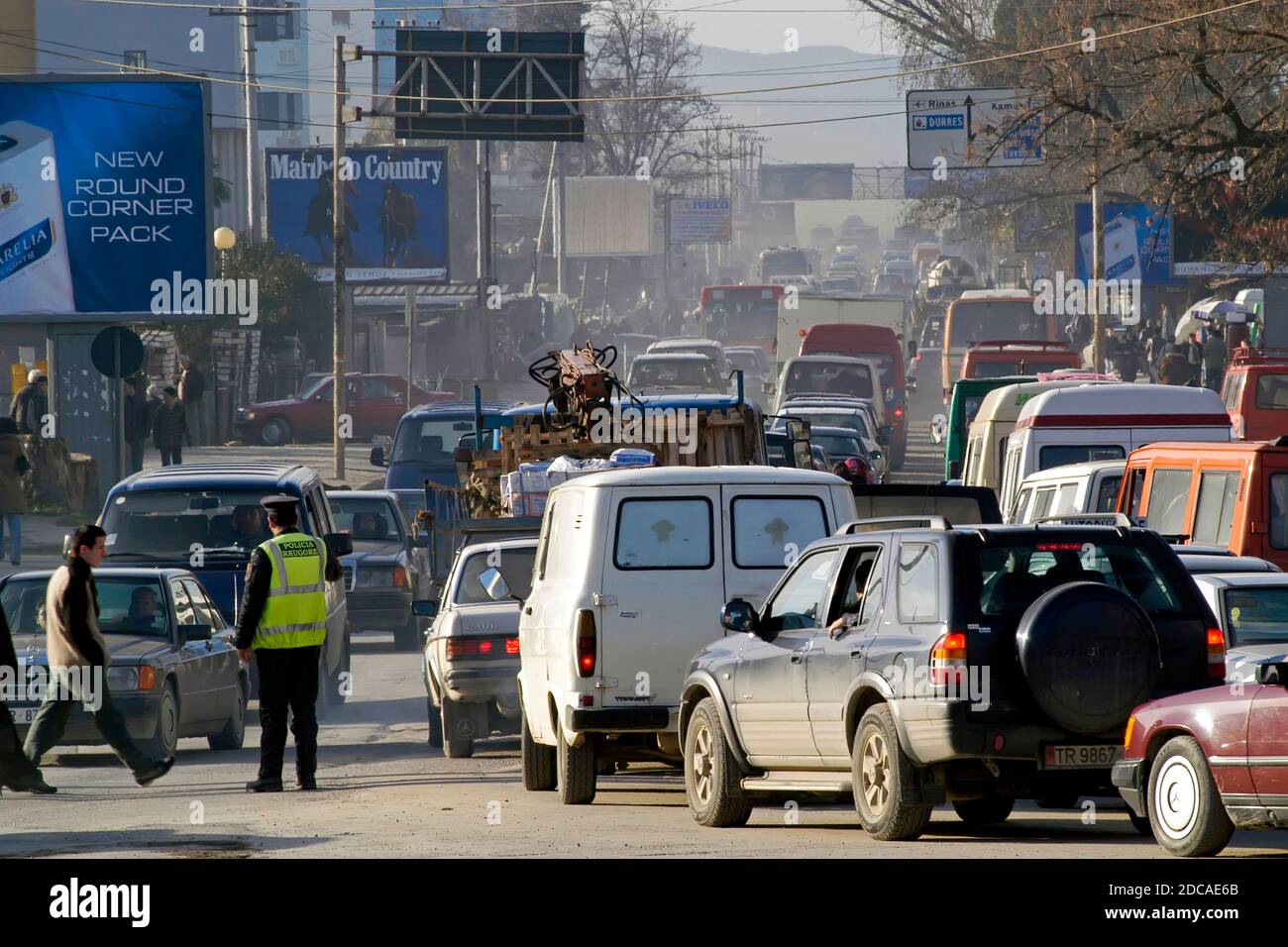 Embouteillage, Tirana, Albanie Banque D'Images
