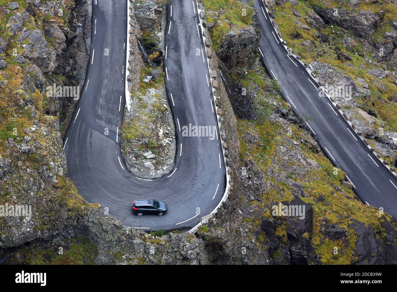 Route de montagne en serpentin Trollstigen, Norvège, Opdal, Trollstigen, Andalsnes Banque D'Images