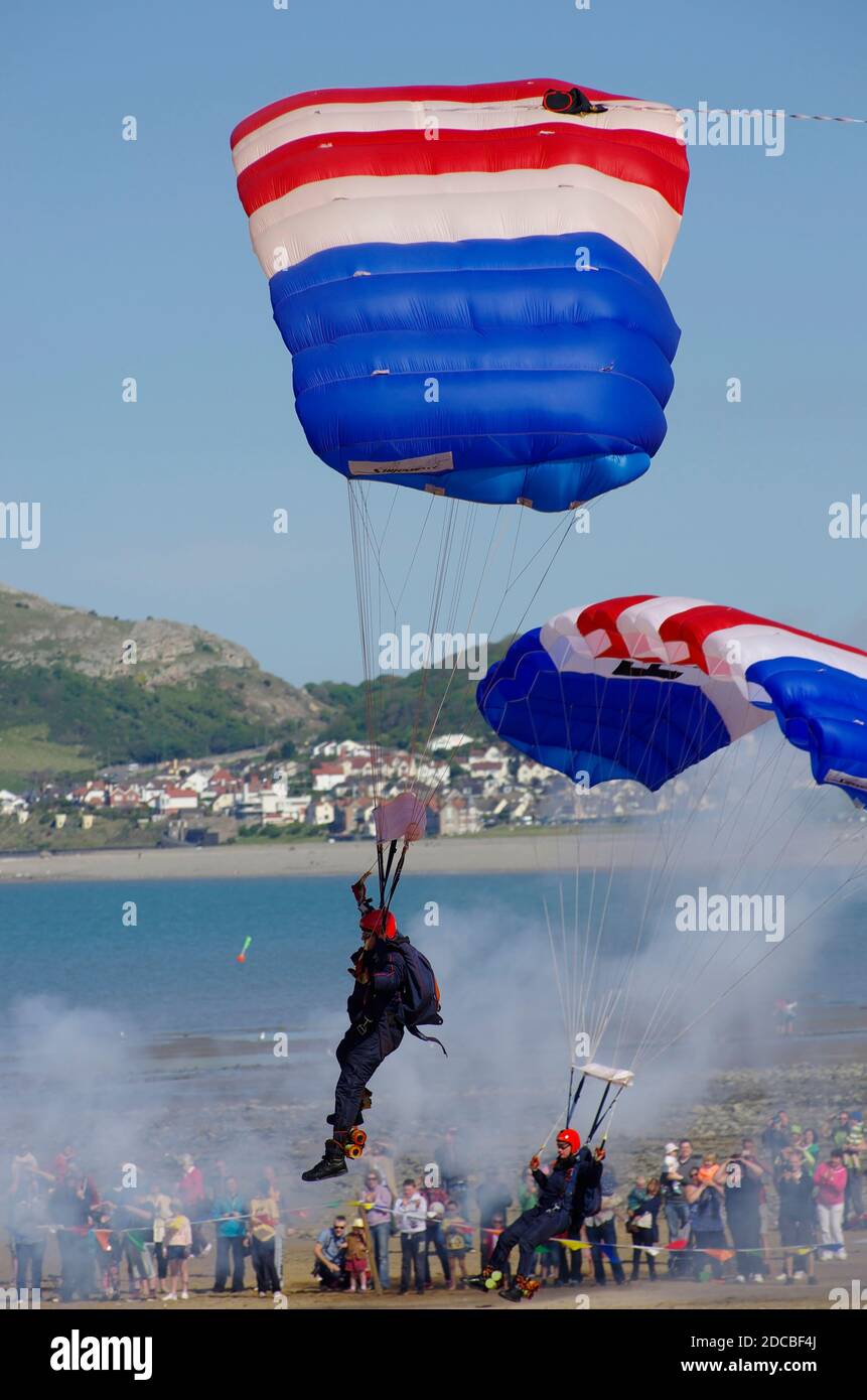 L'équipe de présentation de la parachute Falcons Banque D'Images