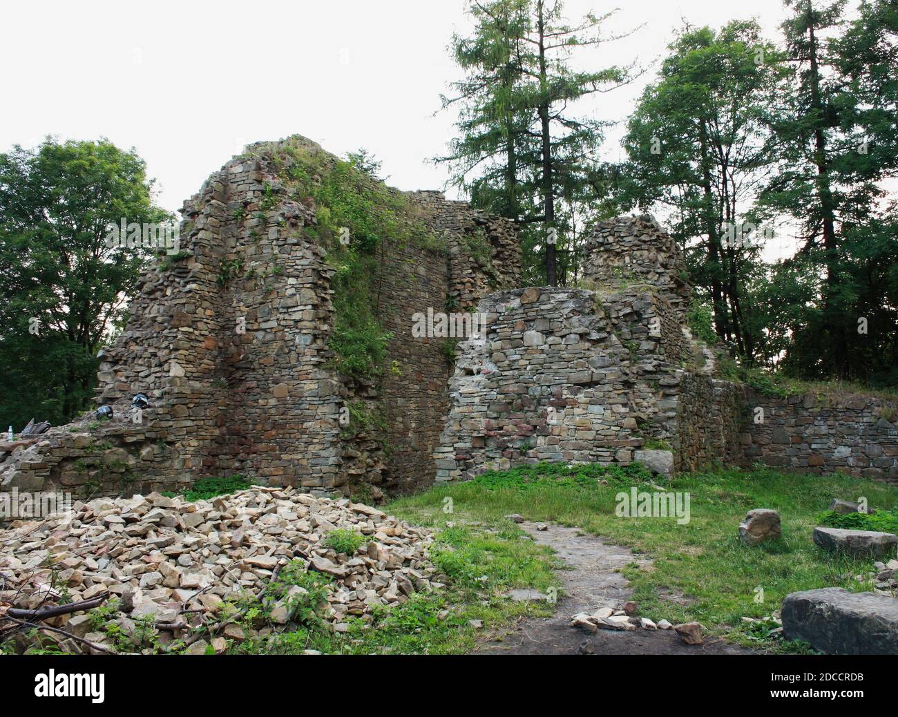 Château de Lanckorona du début du XIVe siècle. Fief du Moyen-âge. Banque D'Images