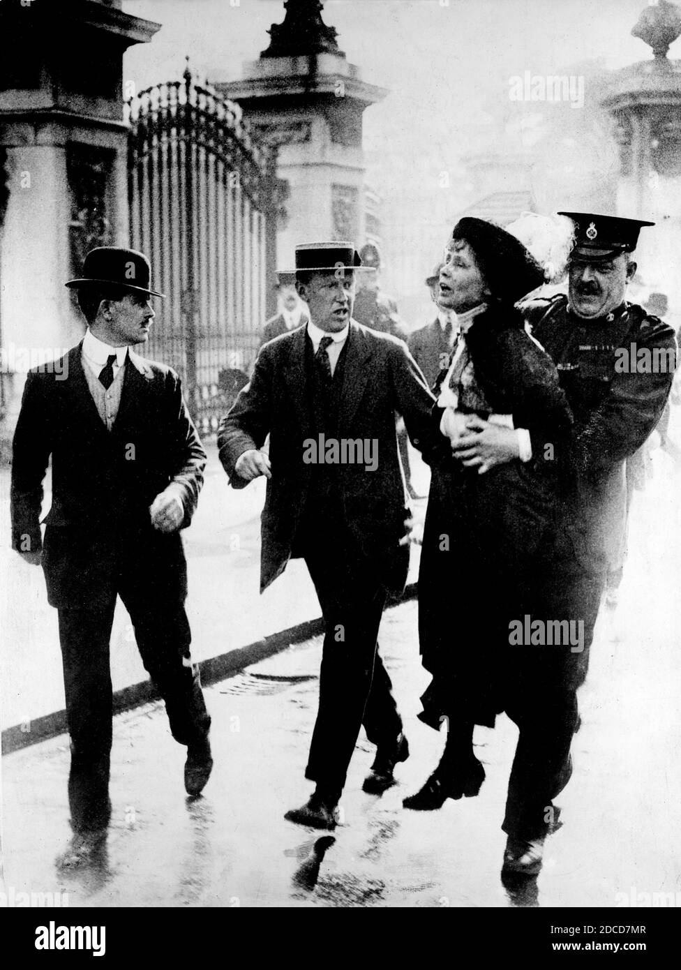 Arrestation d'Emmeline Pankhurst, 1914 Banque D'Images