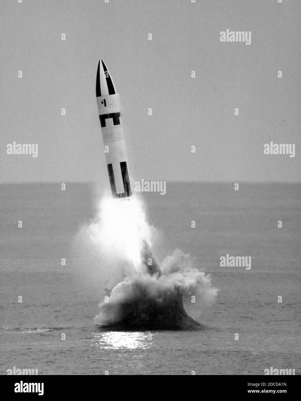 Lancement sous-marin du missile Polaris A-3, années 1960 Banque D'Images