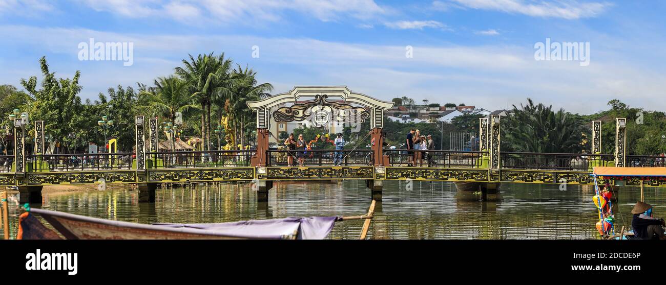 CAU an Hoi Bridge au-dessus de la rivière Thu bon, Hoi an, Vietnam, Asie Banque D'Images